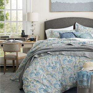Pottery Barn Blue Jessie Scroll Organic Duvet Cover Full/Queen includes 2 shams